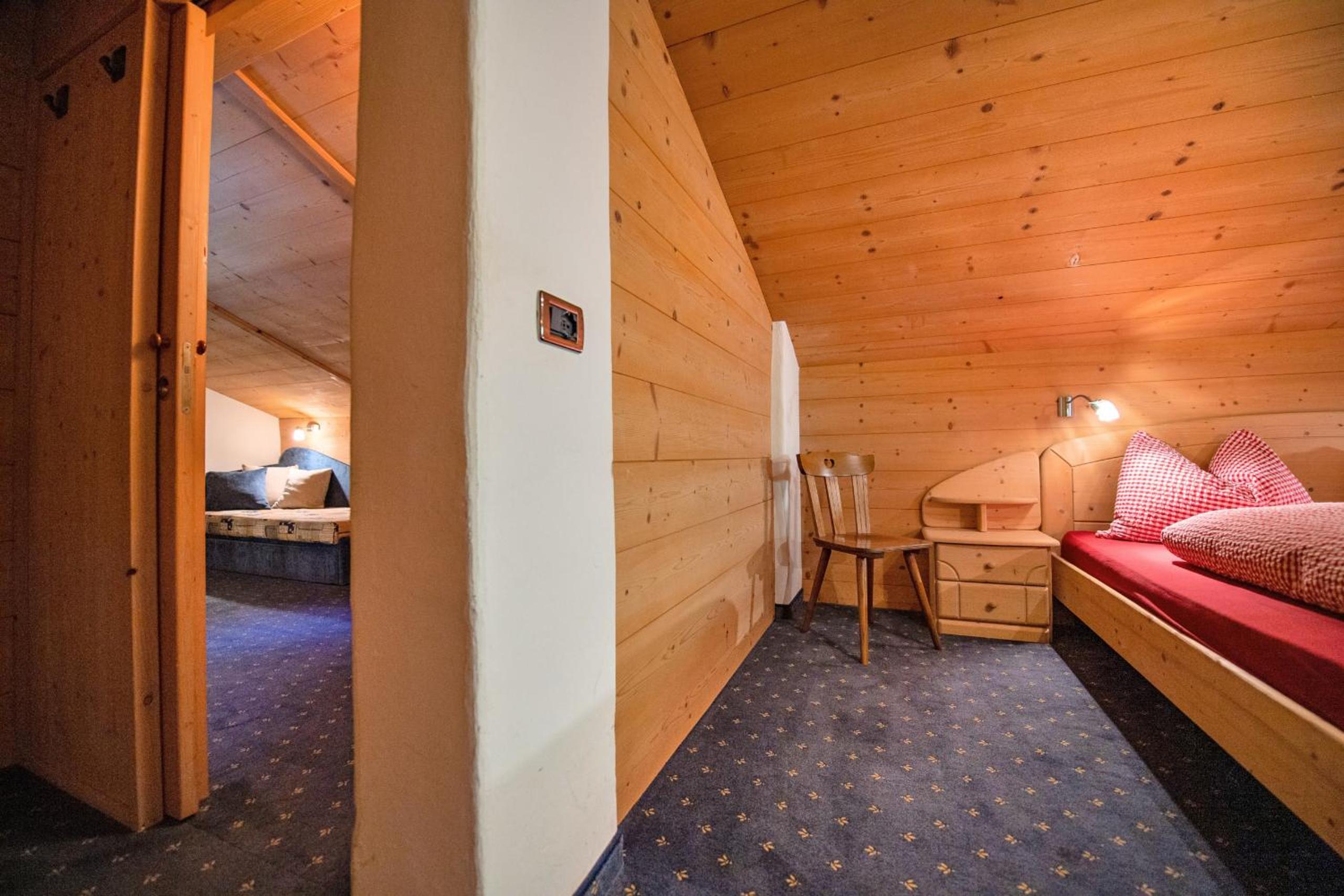 Agriturismo Apartments Tuene