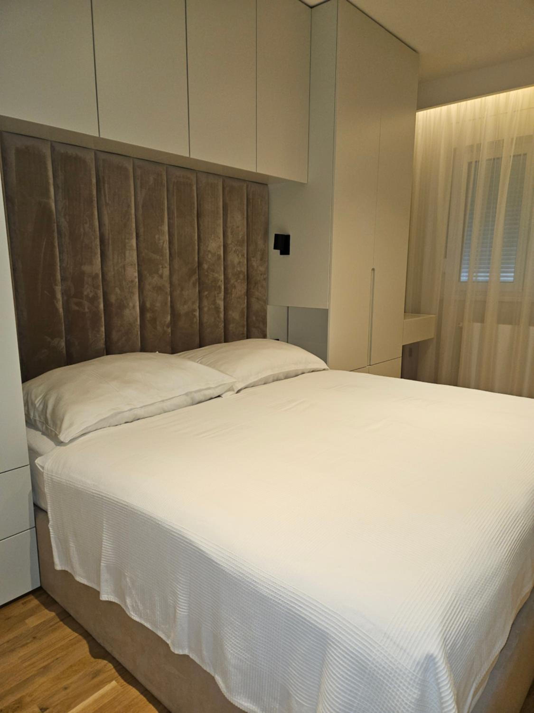 ADAV Luxus Apartment