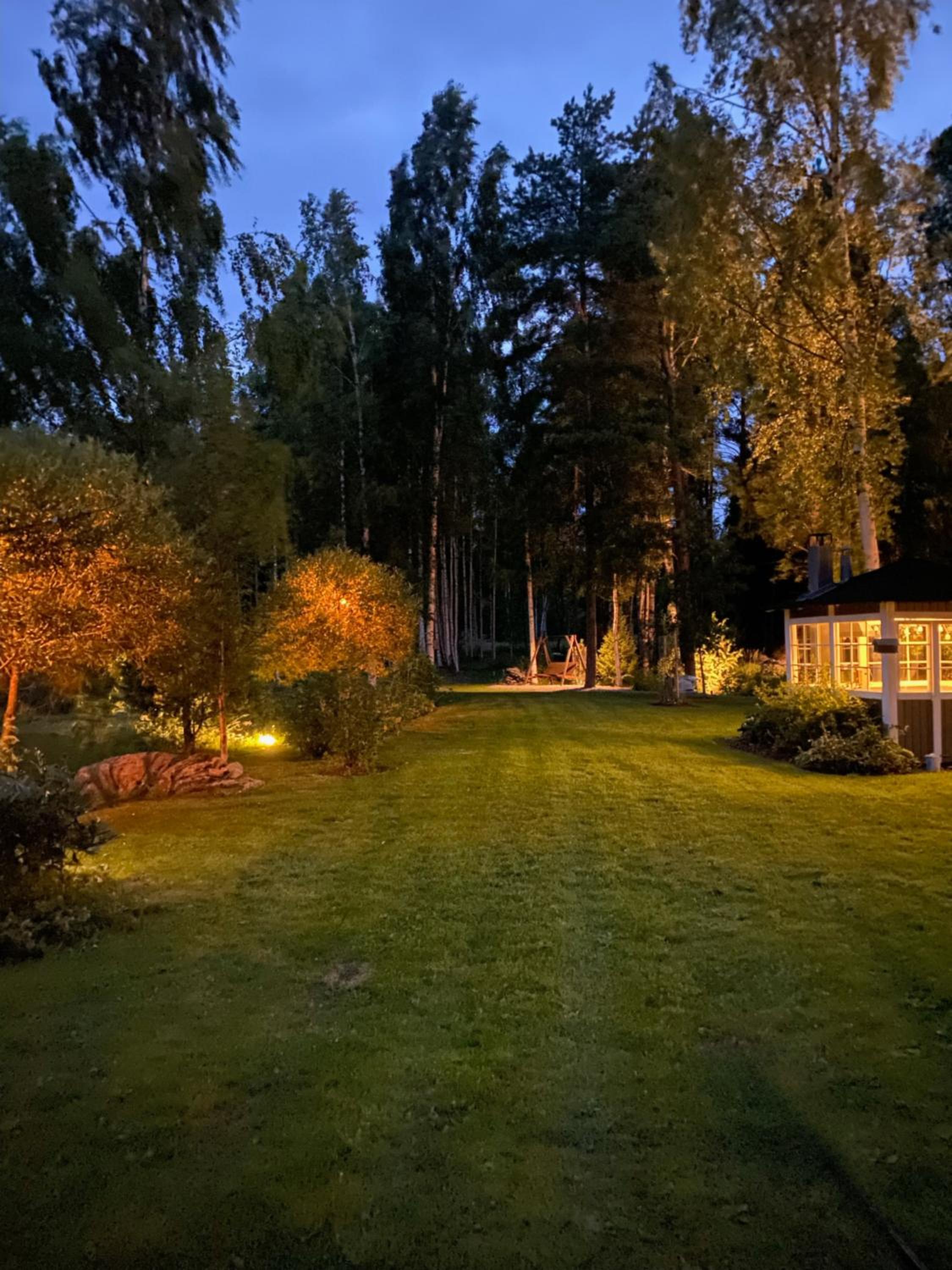 Kodikas vapaa-ajan asunto Päijänteen rannalla