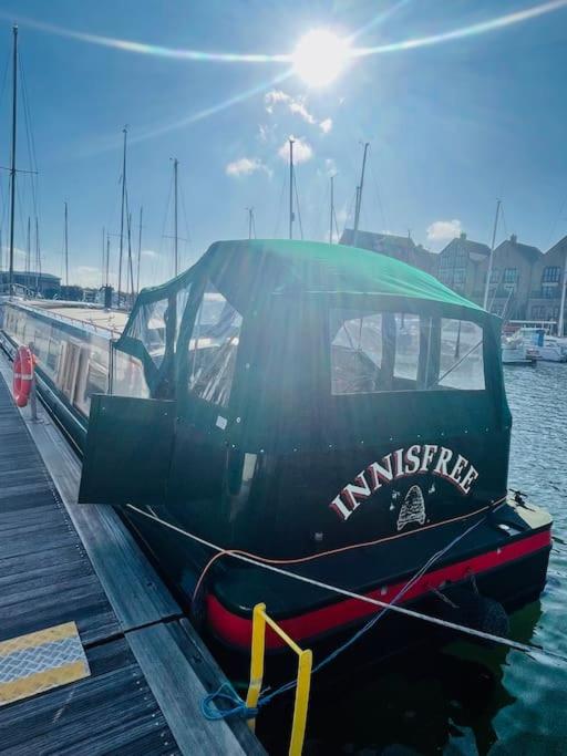 Lovely 2-Bedroom Barge Brunswick Dock Liverpool! view 2
