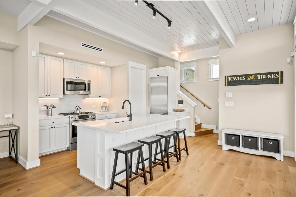 Coastal luxury steps from the shore and resort amenities view 3