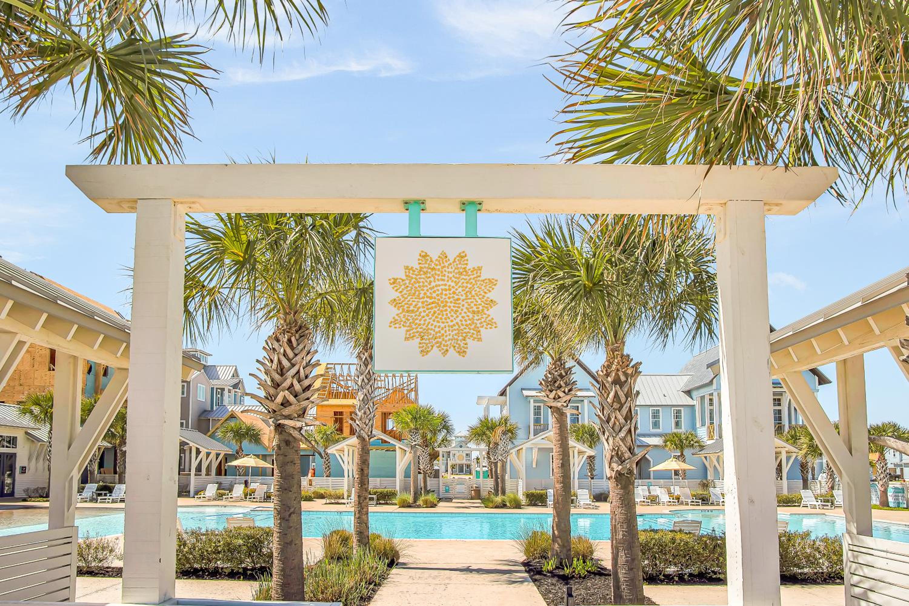 Cozy, well designed beach home w heated pool view 5