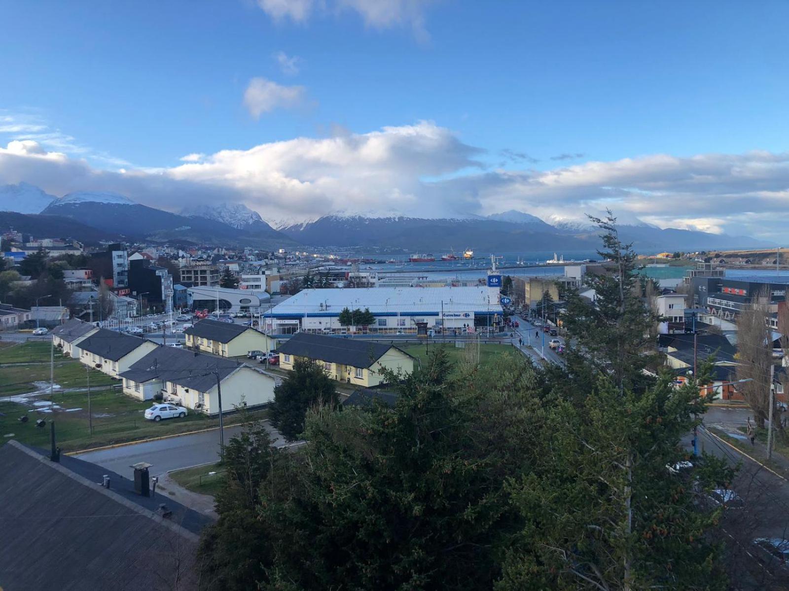 Debs Ushuaia
