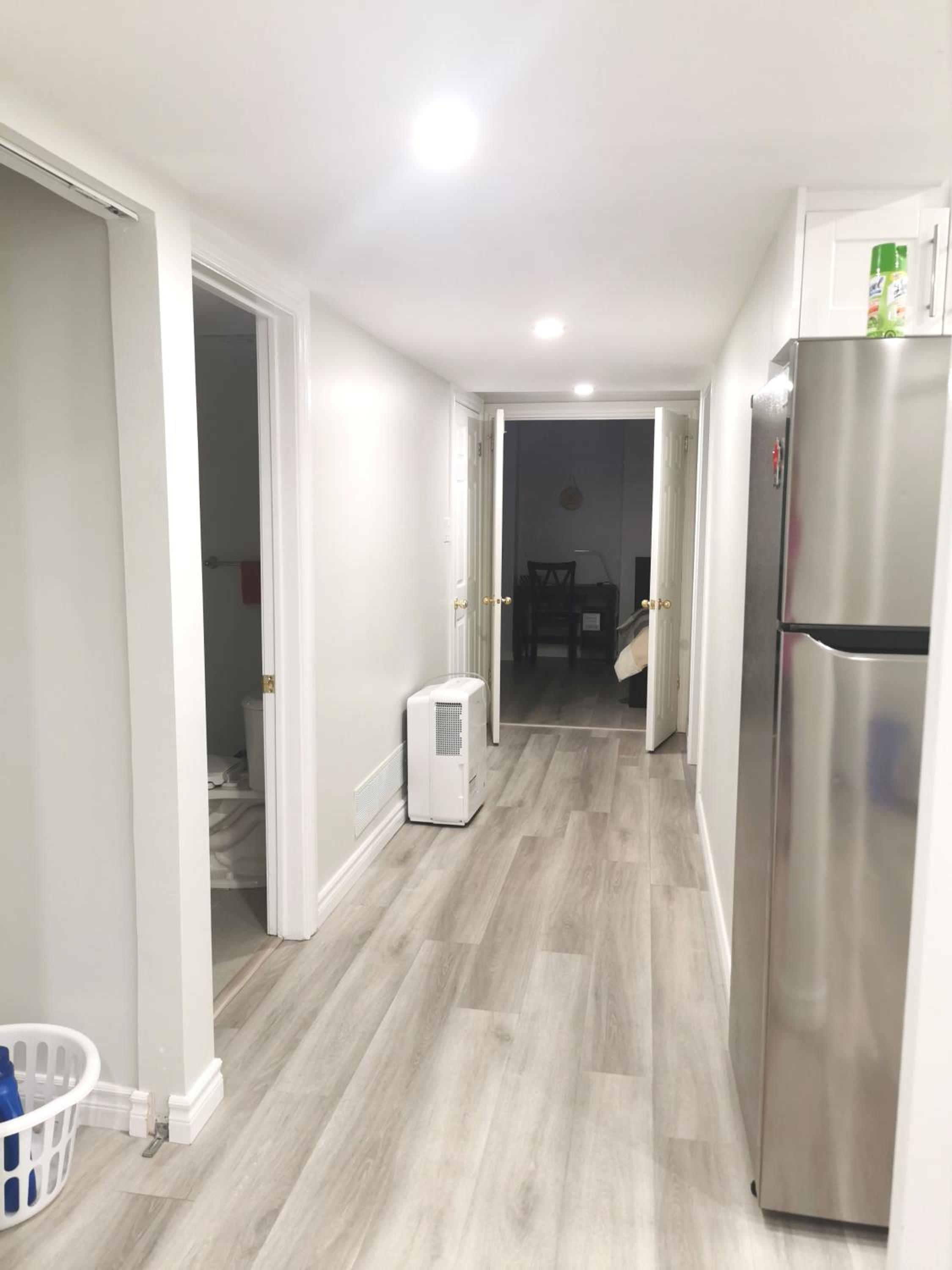 Perfect location comfort private house lower level 2 bedroom unit
