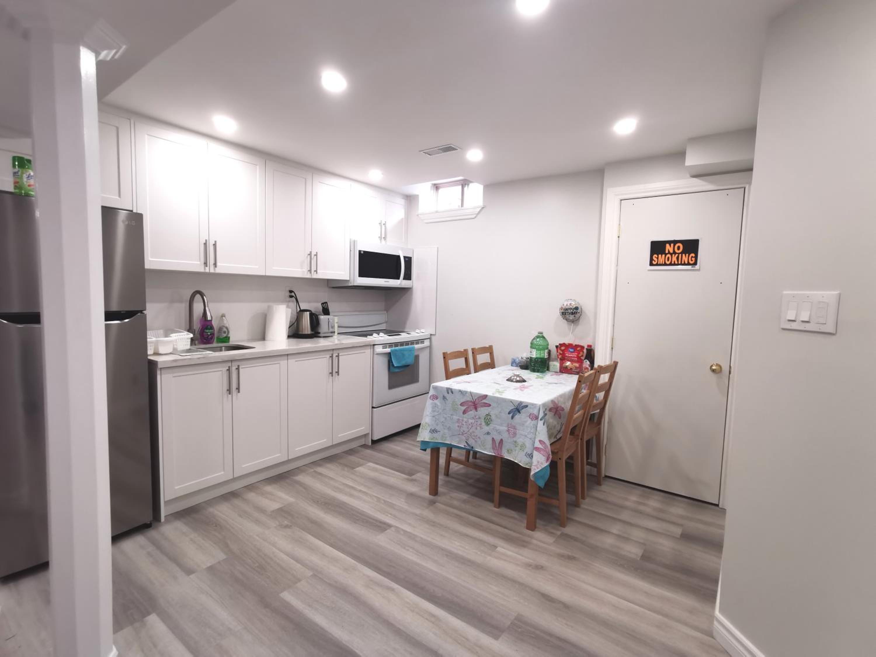 Perfect location comfort private house lower level 2 bedroom unit