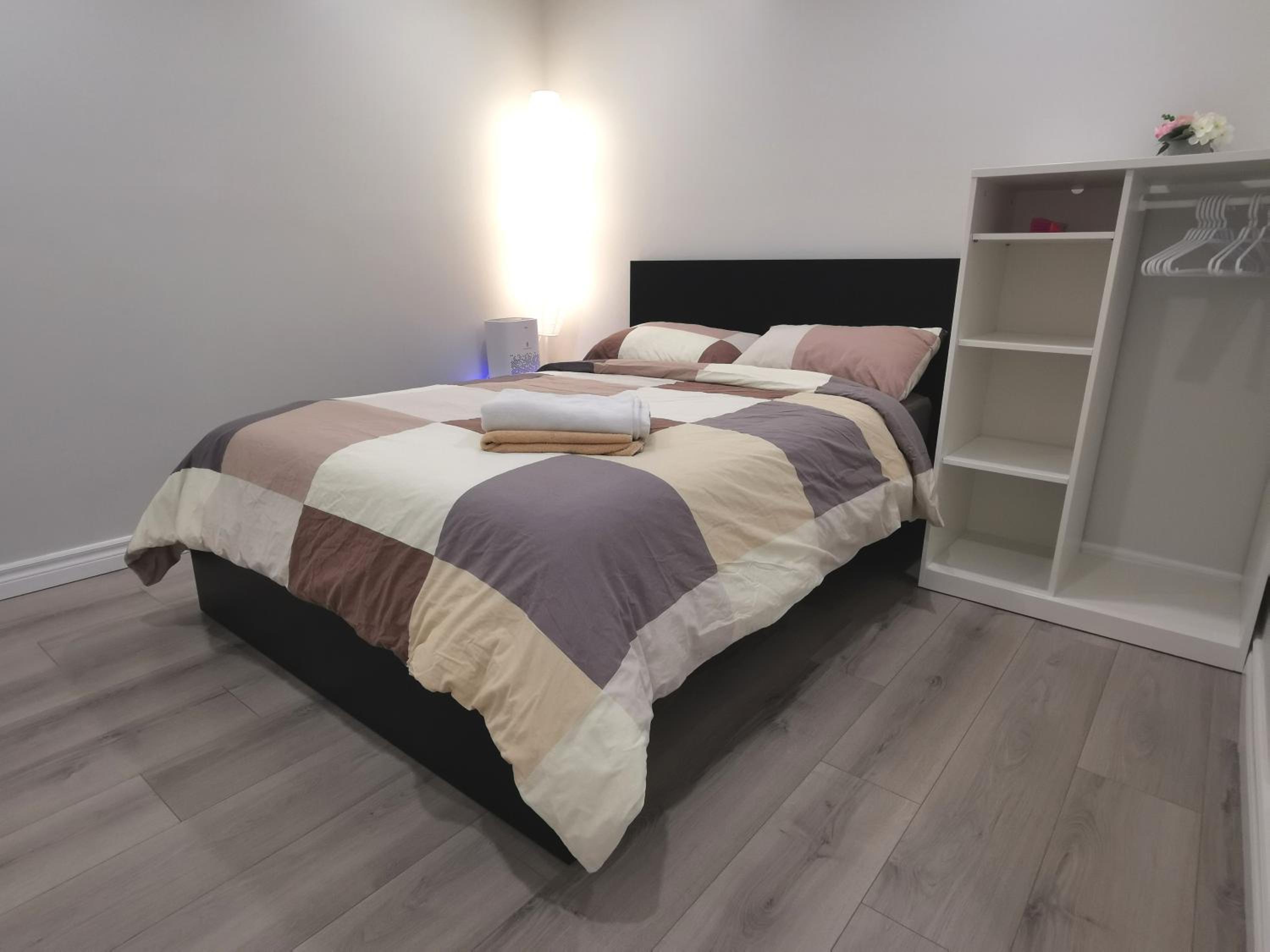Perfect location comfort private house lower level 2 bedroom unit