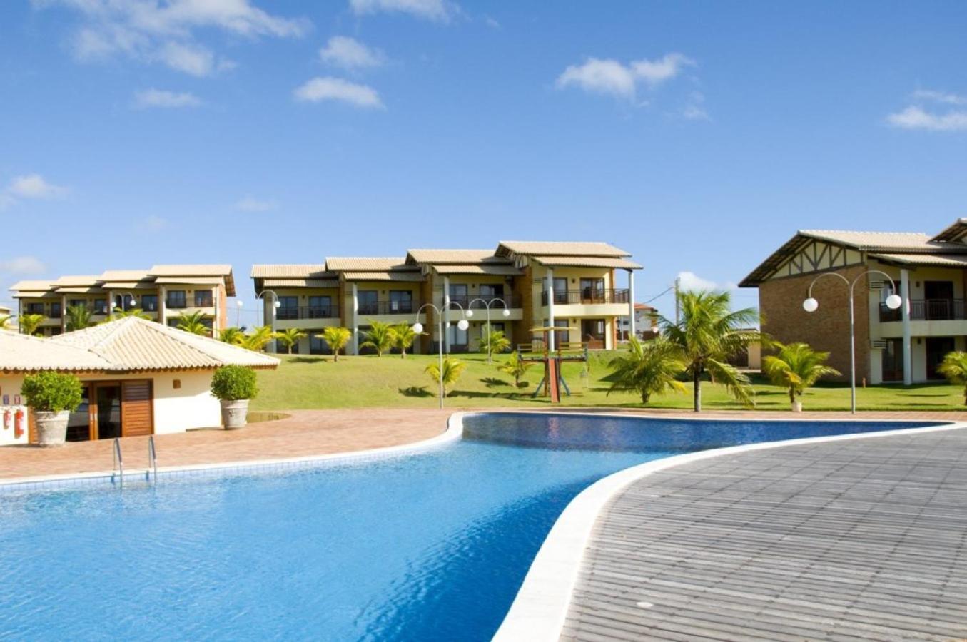 Casa espetacular em condomínio pé-na-areia, RZ15