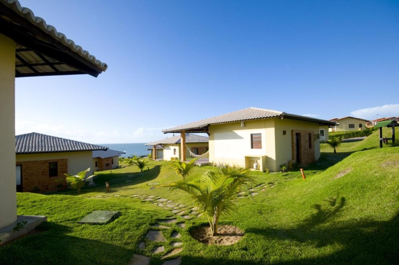 Casa espetacular em condomínio pé-na-areia, RZ15