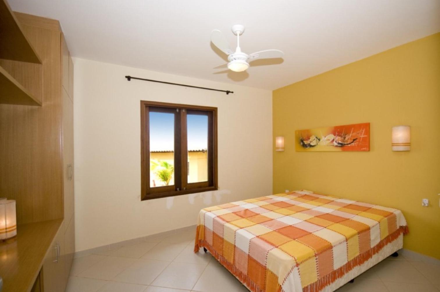 Casa espetacular em condomínio pé-na-areia, RZ15