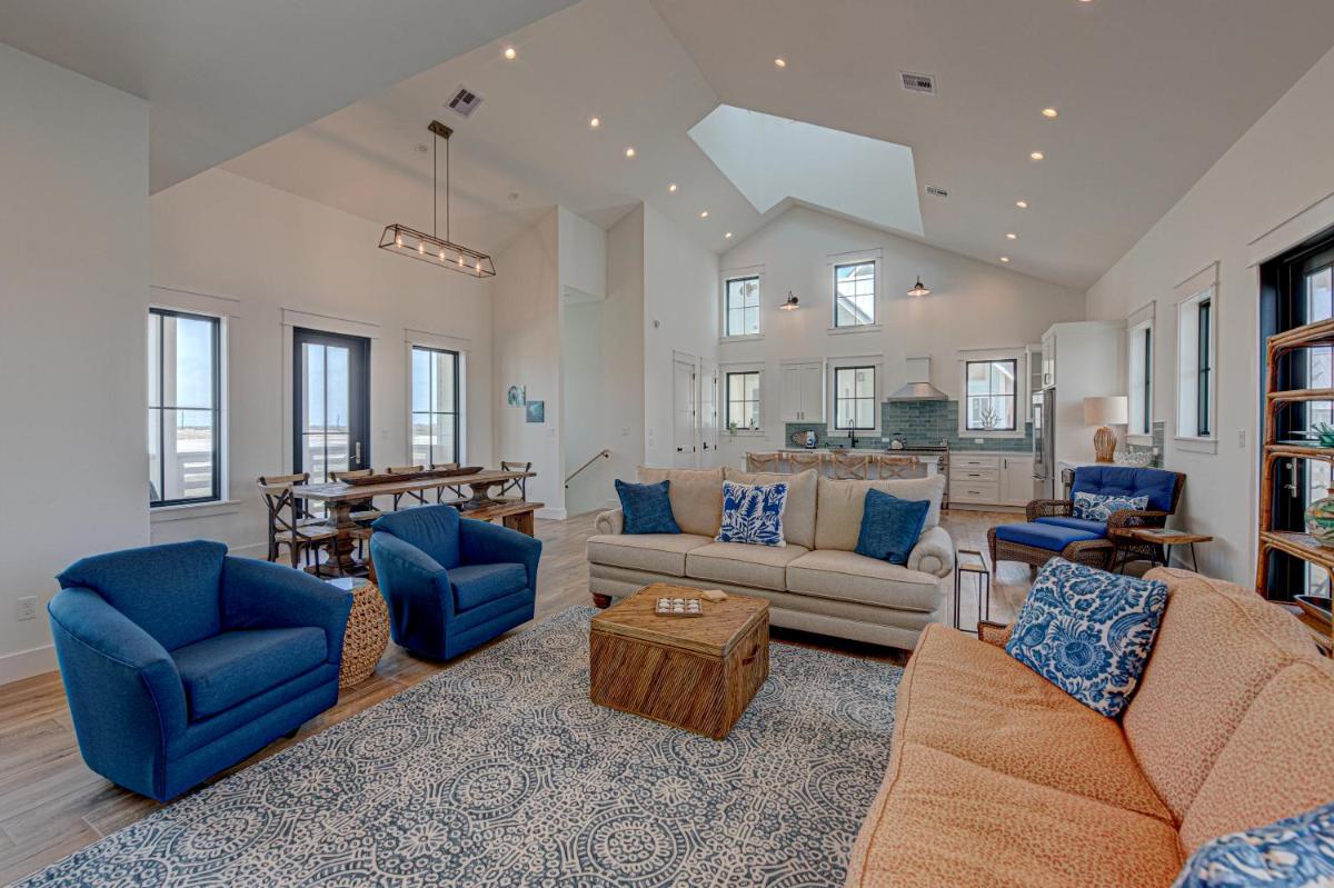 Meribella Beautiful beachfront home with boardwalk to the beach view 3