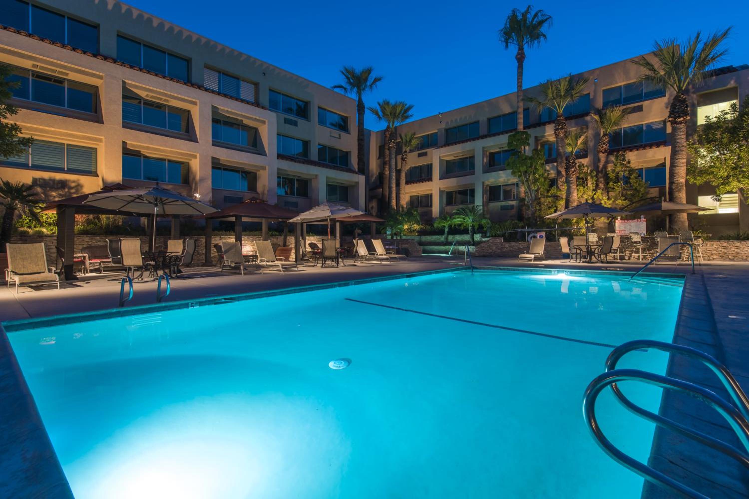 Grand Vista Hotel - Property Image 12