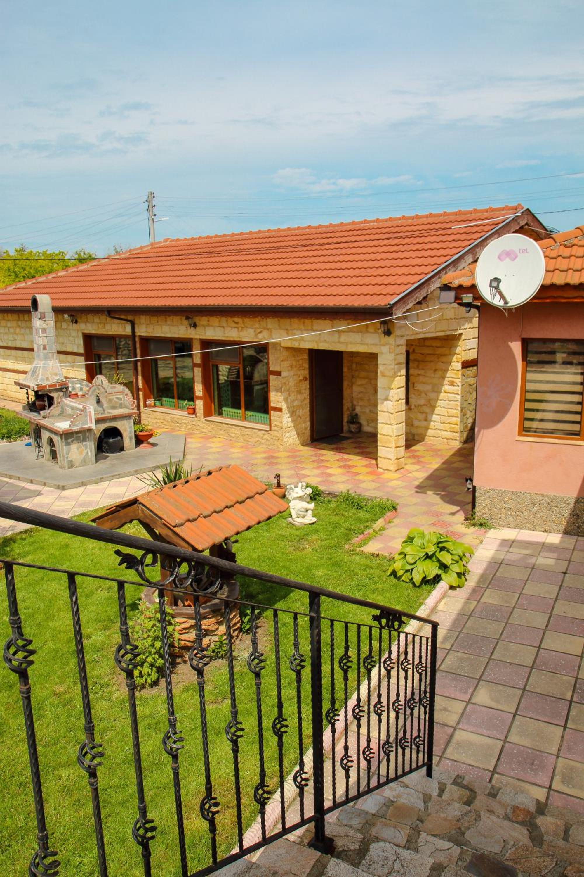 Albena Guest House