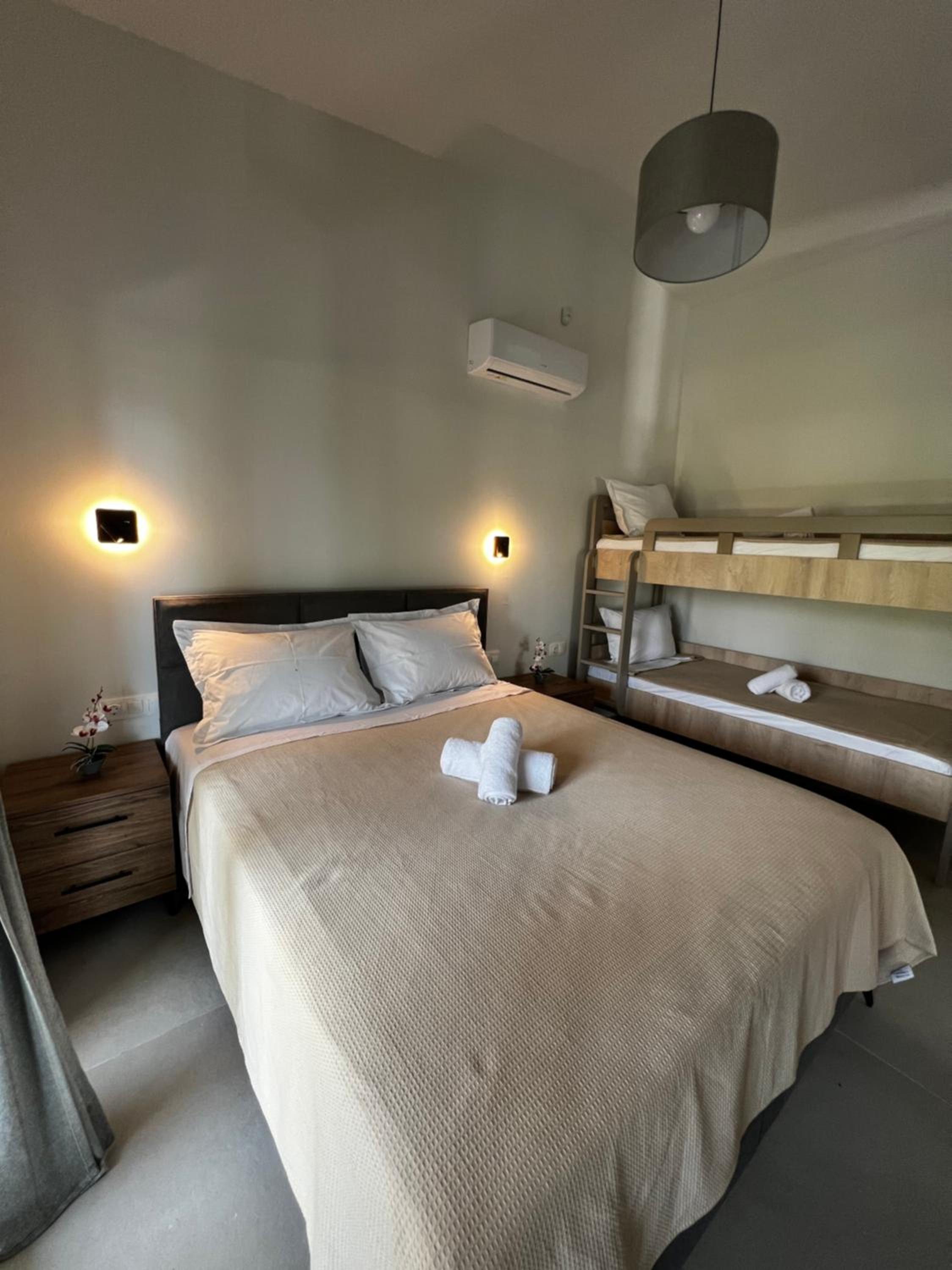 Naiades Villas Aigli