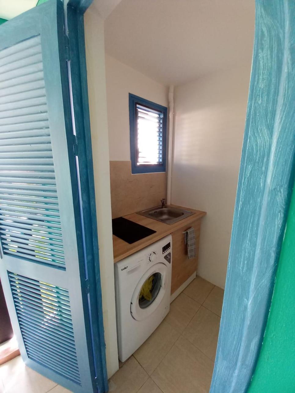 Appartement bord de mer Sainte Anne Martinique view 4