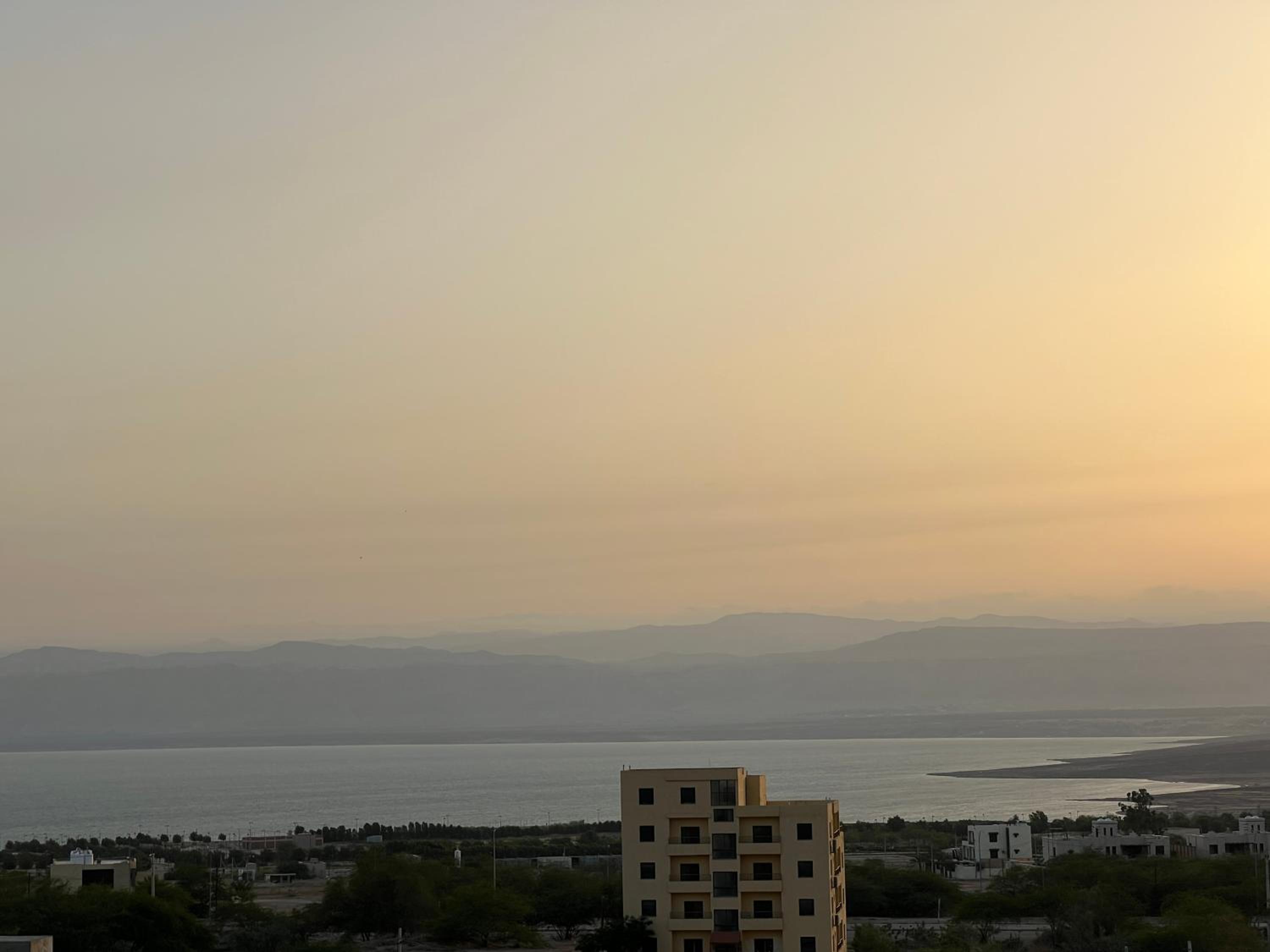 lacasa chalet private With a panoramic view of the DeadSea