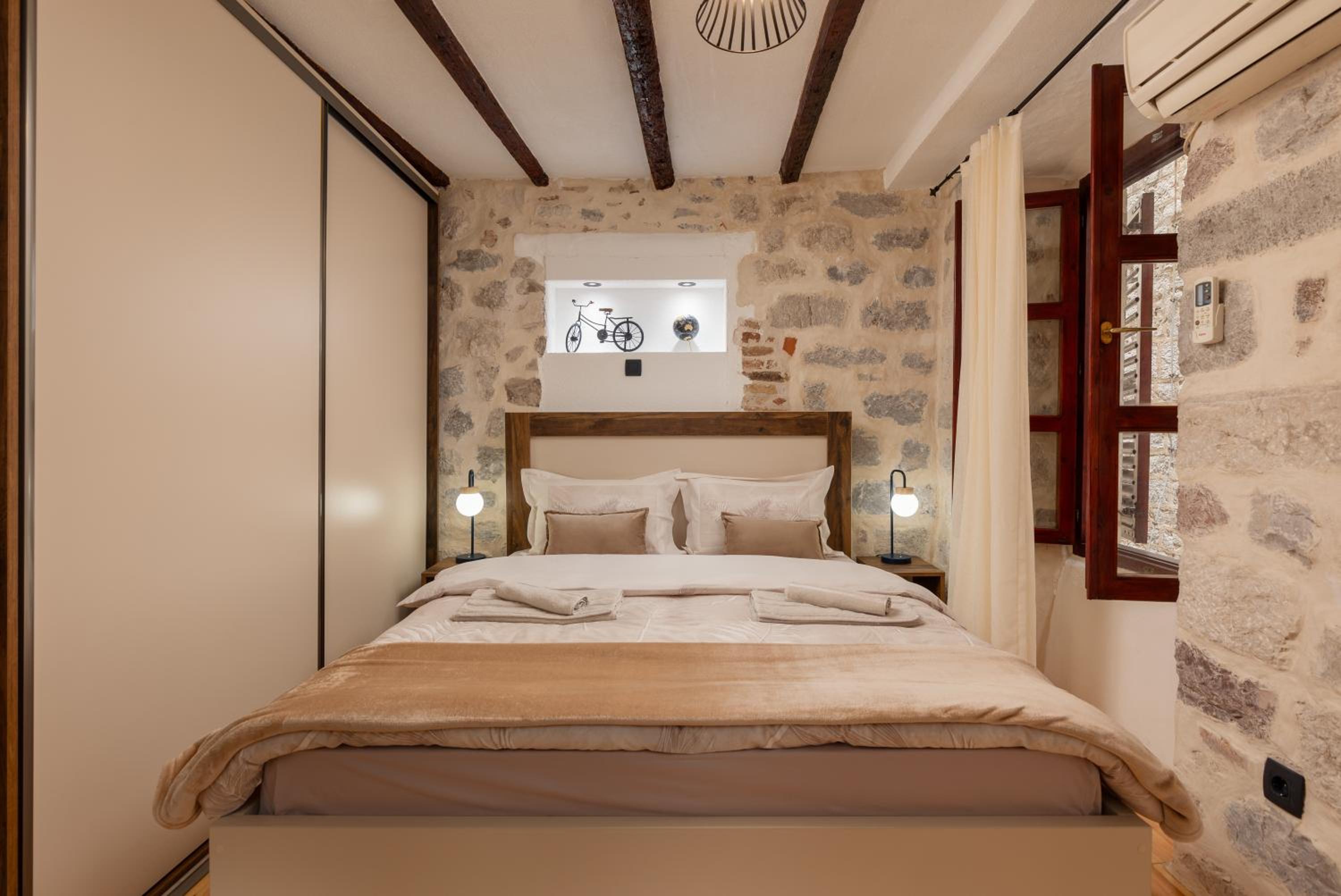 Quince&Sparkle Apartments Old Town Kotor view 2