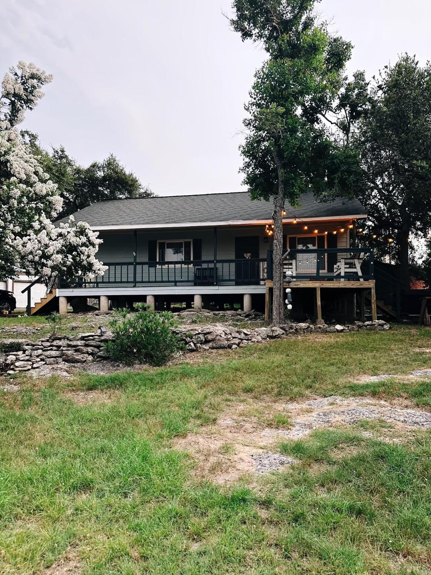 Lake View, Sleeps 8, HotTub, Firepit, Pet Friendly! view 3