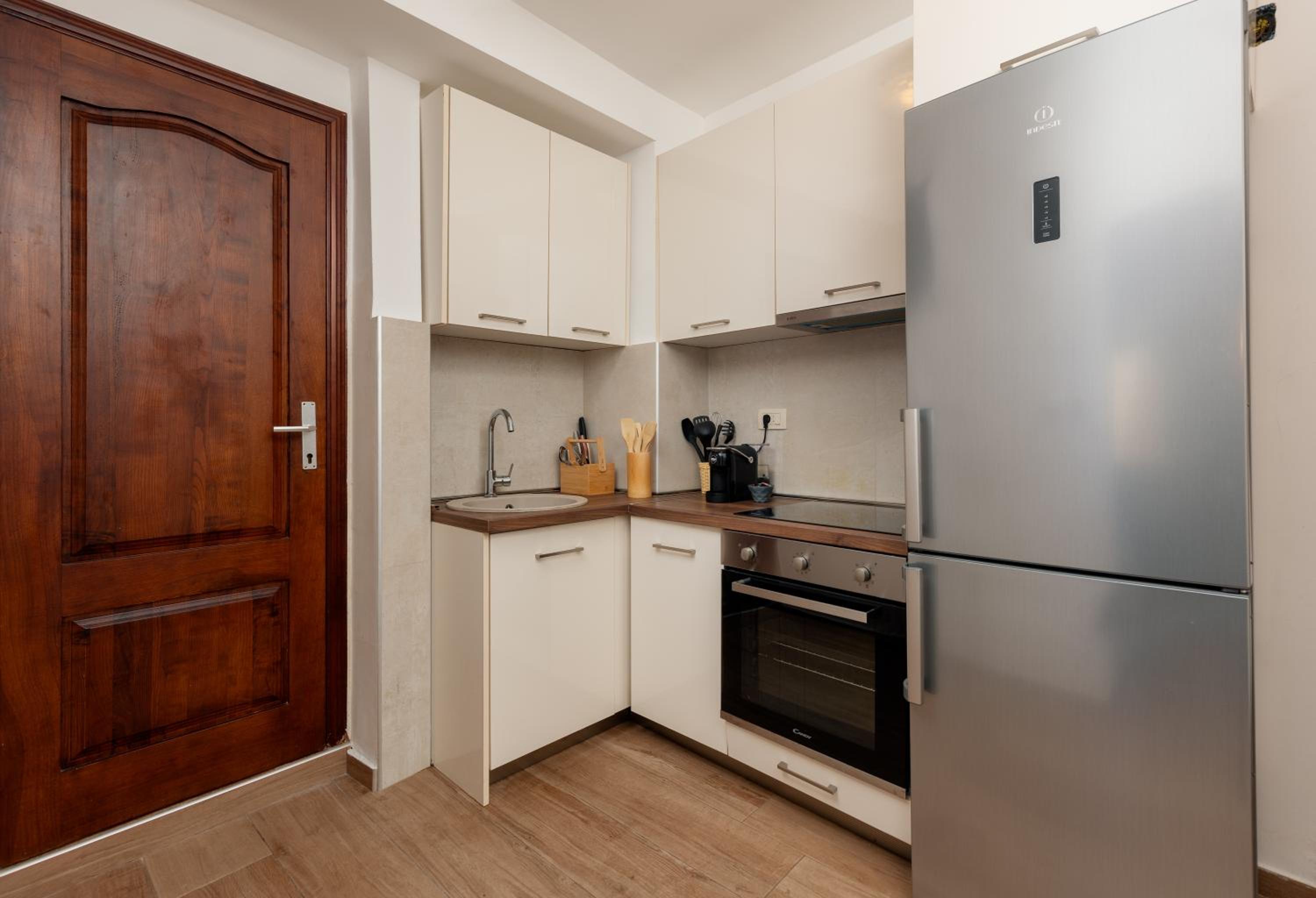 Apartment Amigo Old Town Kotor view 3
