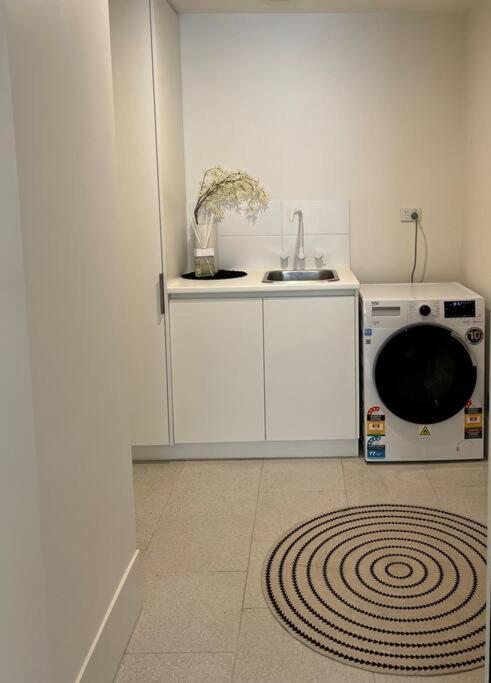Nissaki@Terrigal - Luxury Studio Apartment