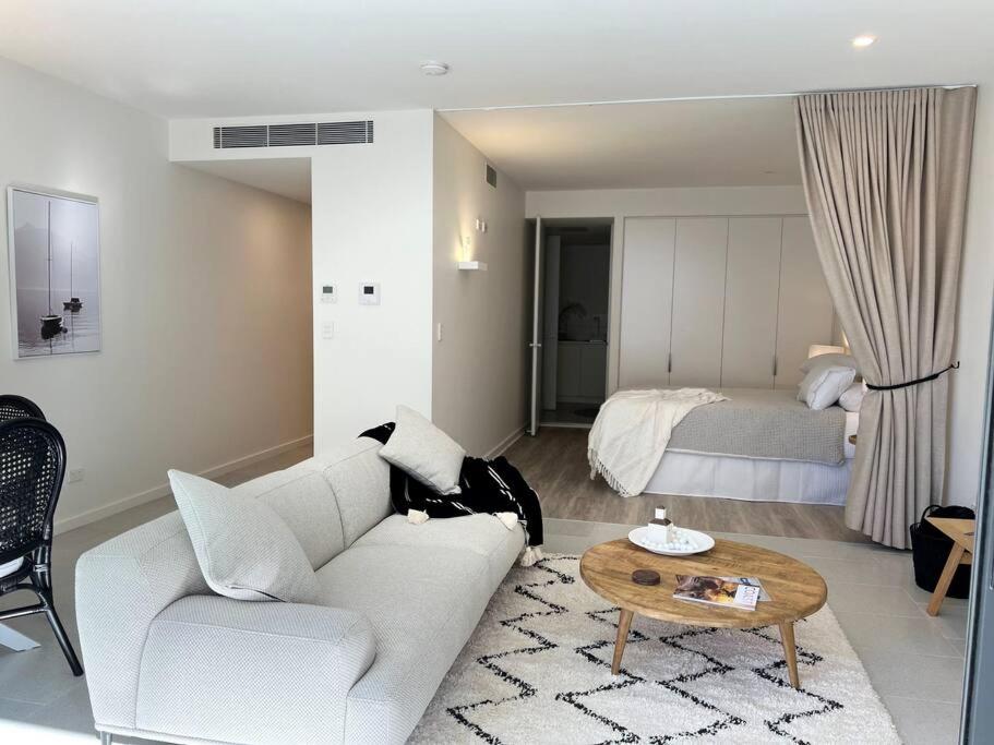Nissaki@Terrigal - Luxury Studio Apartment