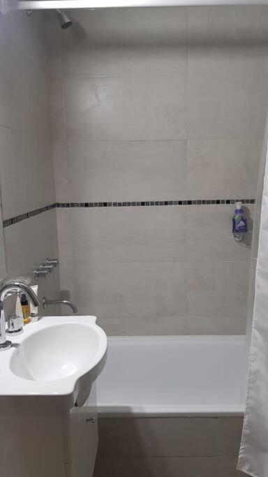 Tucuman Premium Nuevo Estudio Mejor Zona de Rosario