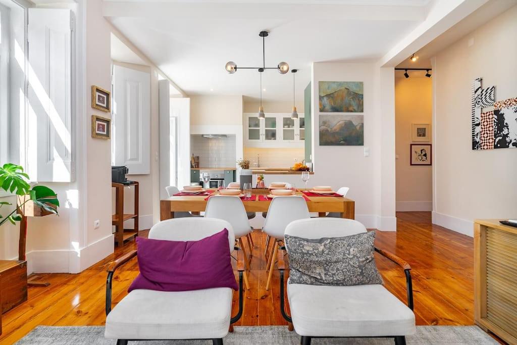 Lisbon Design Flat, Luxury, 7 People, Pool Garden view 3