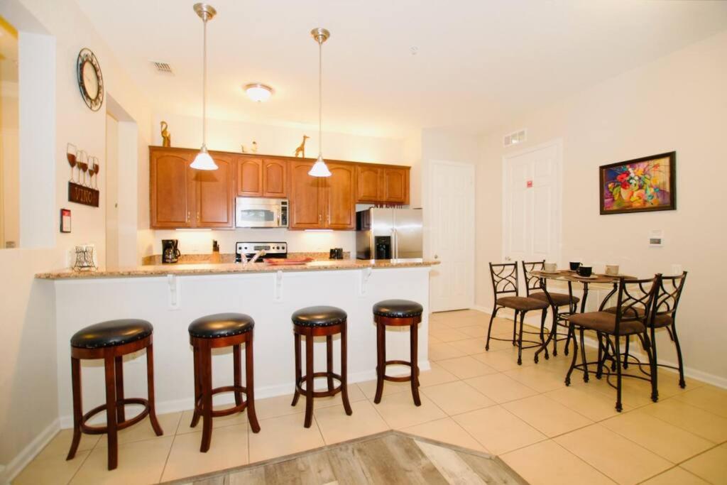 Vista Cay Luxury Loft
