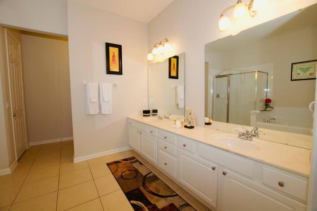 Vista Cay Luxury Loft