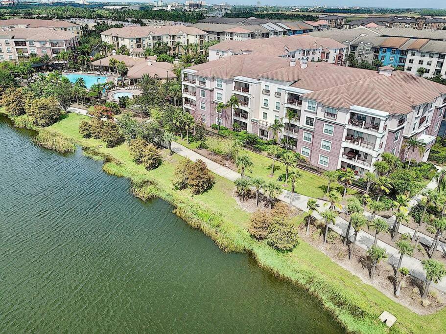 Vista Cay Luxury Loft