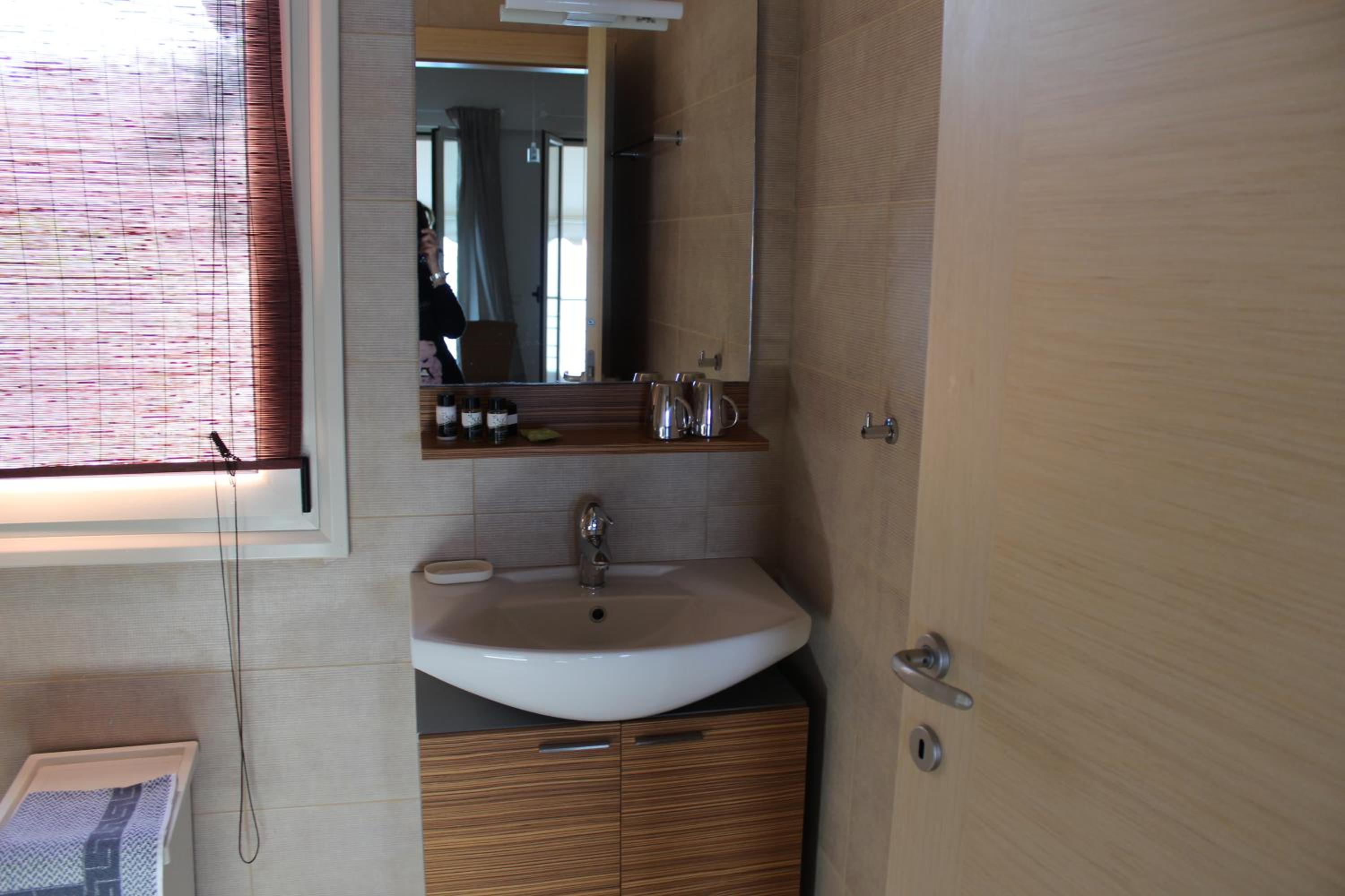 Avia Holiday Homes