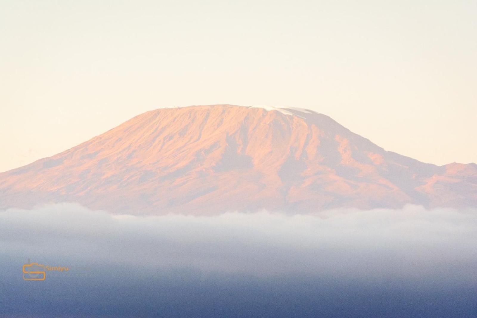 Amboseli RedHouse