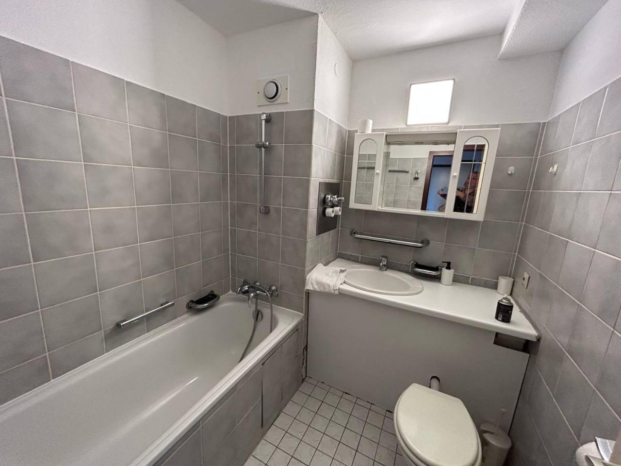 Möblierte Apartment im Herkules Köln Neuehrenfeld