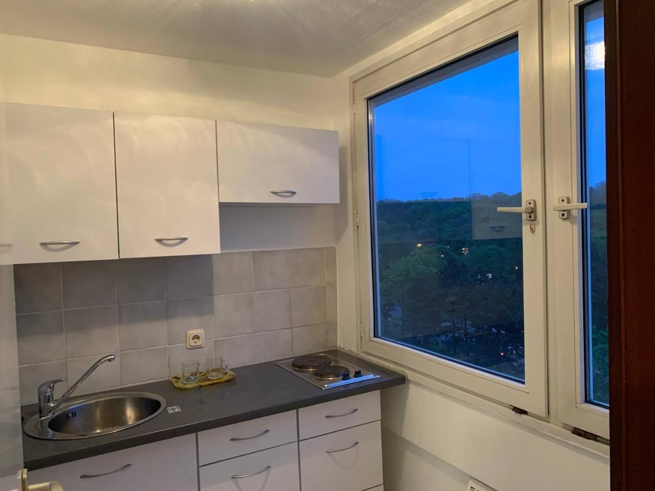 Möblierte Apartment im Herkules Köln Neuehrenfeld
