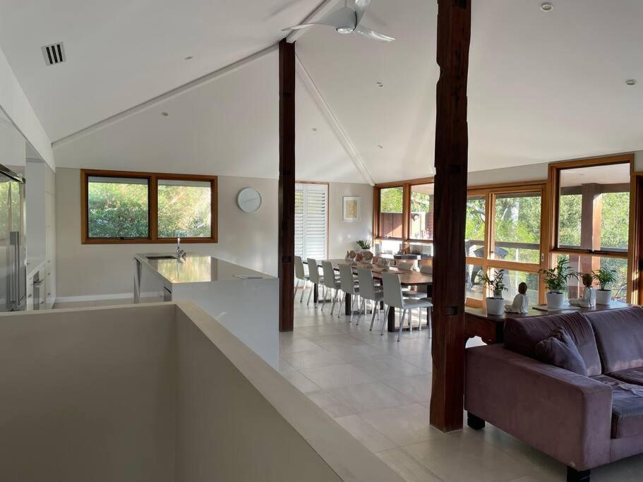 Eagle Bay Holiday Home very close to beach