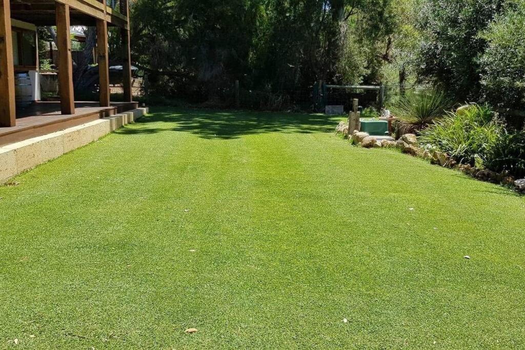 Eagle Bay Holiday Home very close to beach