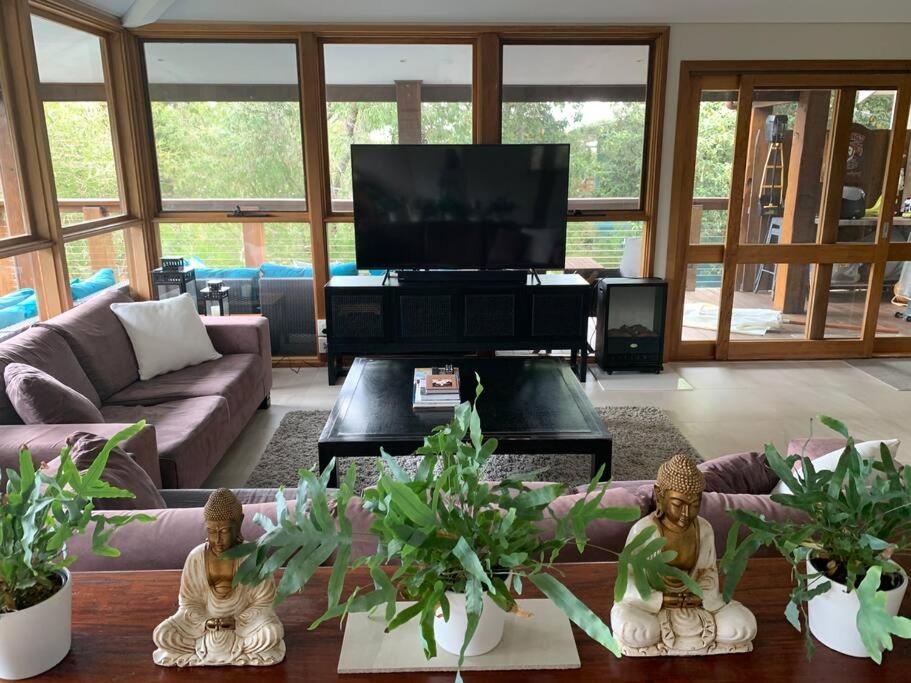 Eagle Bay Holiday Home very close to beach