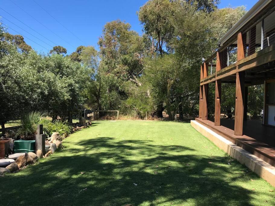 Eagle Bay Holiday Home very close to beach