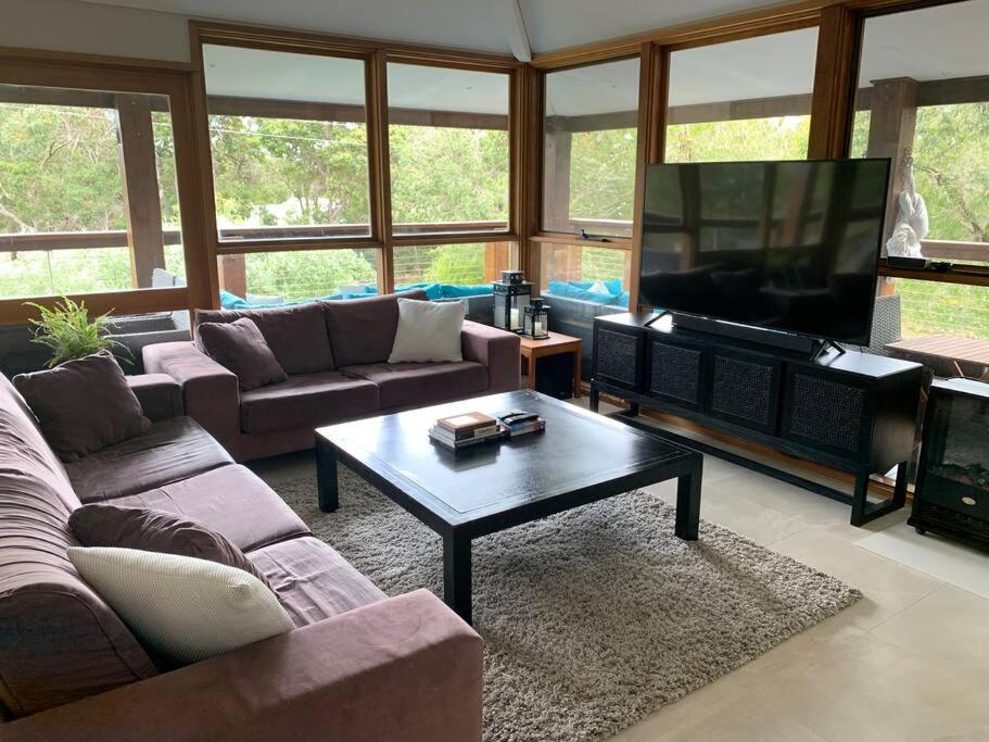 Eagle Bay Holiday Home very close to beach