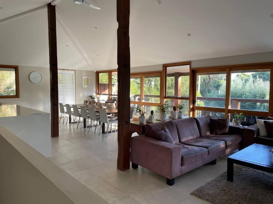 Eagle Bay Holiday Home very close to beach