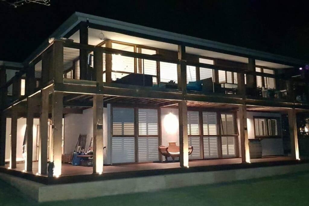 Eagle Bay Holiday Home very close to beach