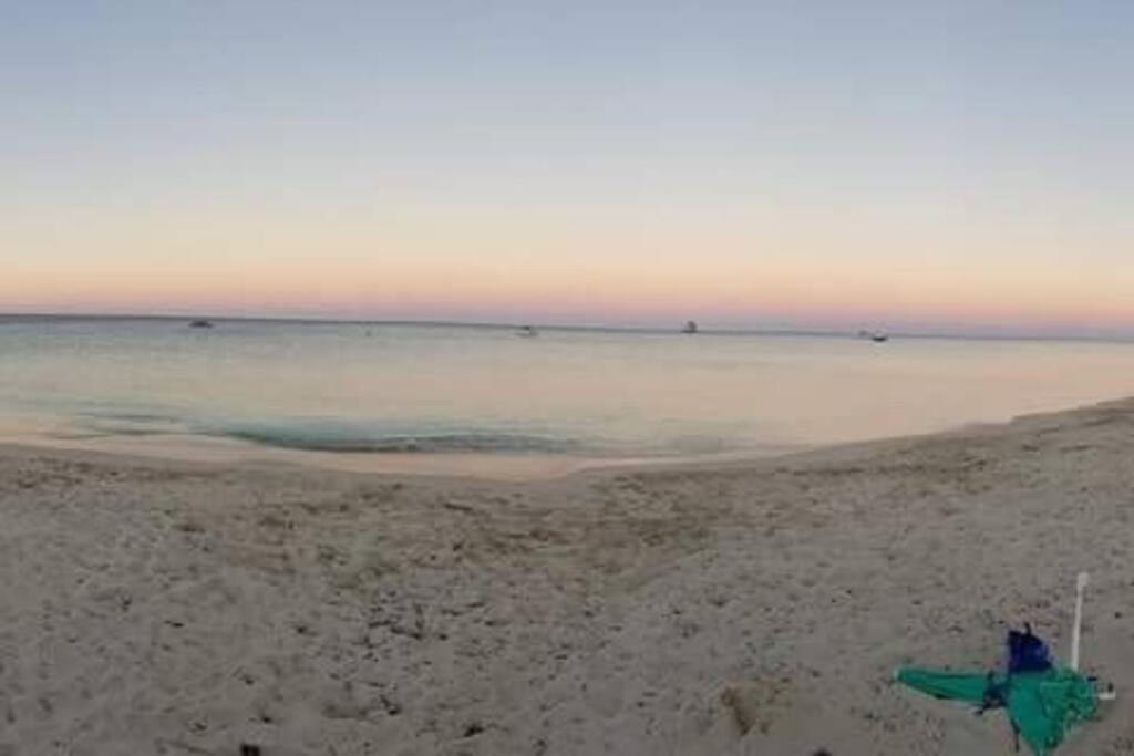 Eagle Bay Holiday Home very close to beach