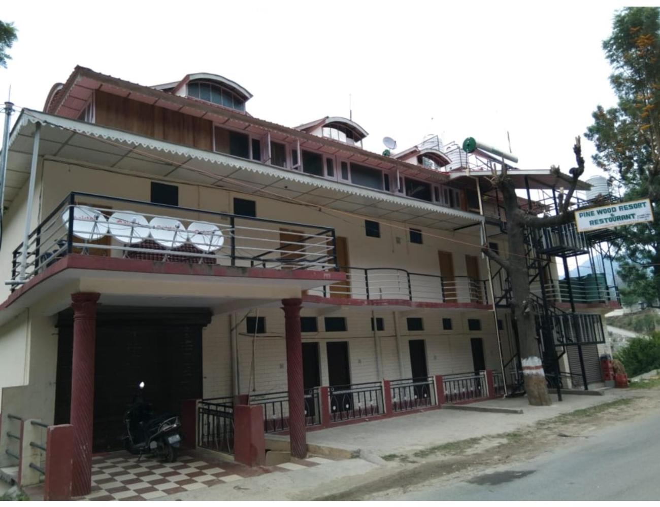 Pine Wood Resort, Barkot view 4