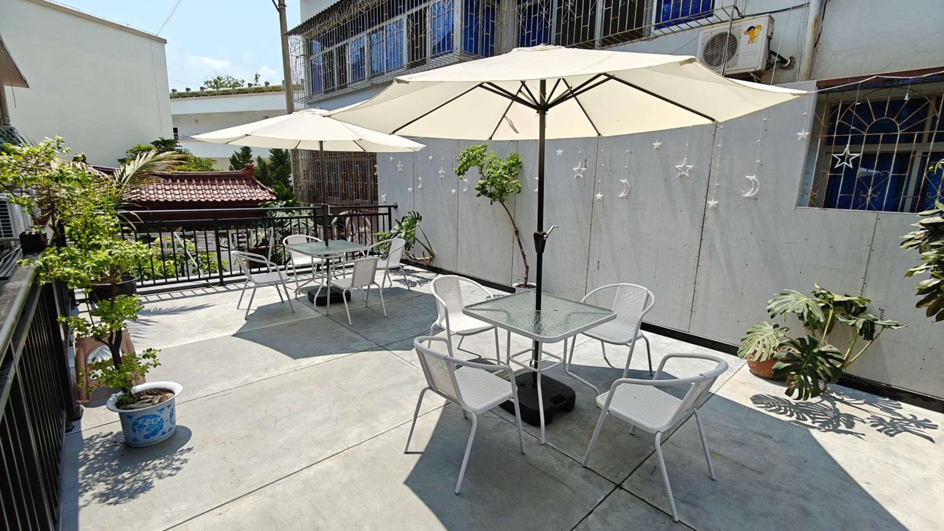 Slow Tune Space Backpacker Hostel