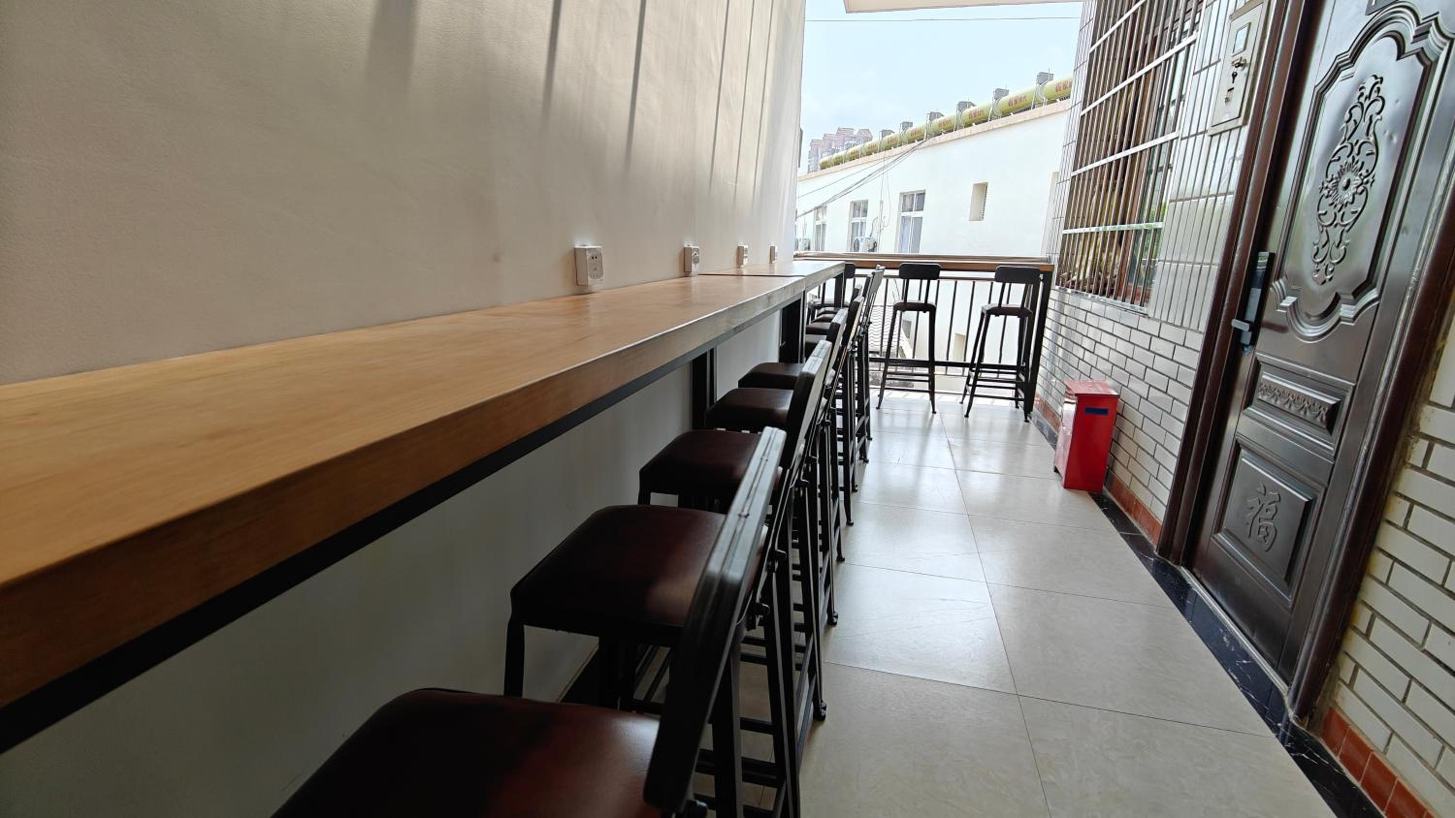 Slow Tune Space Backpacker Hostel