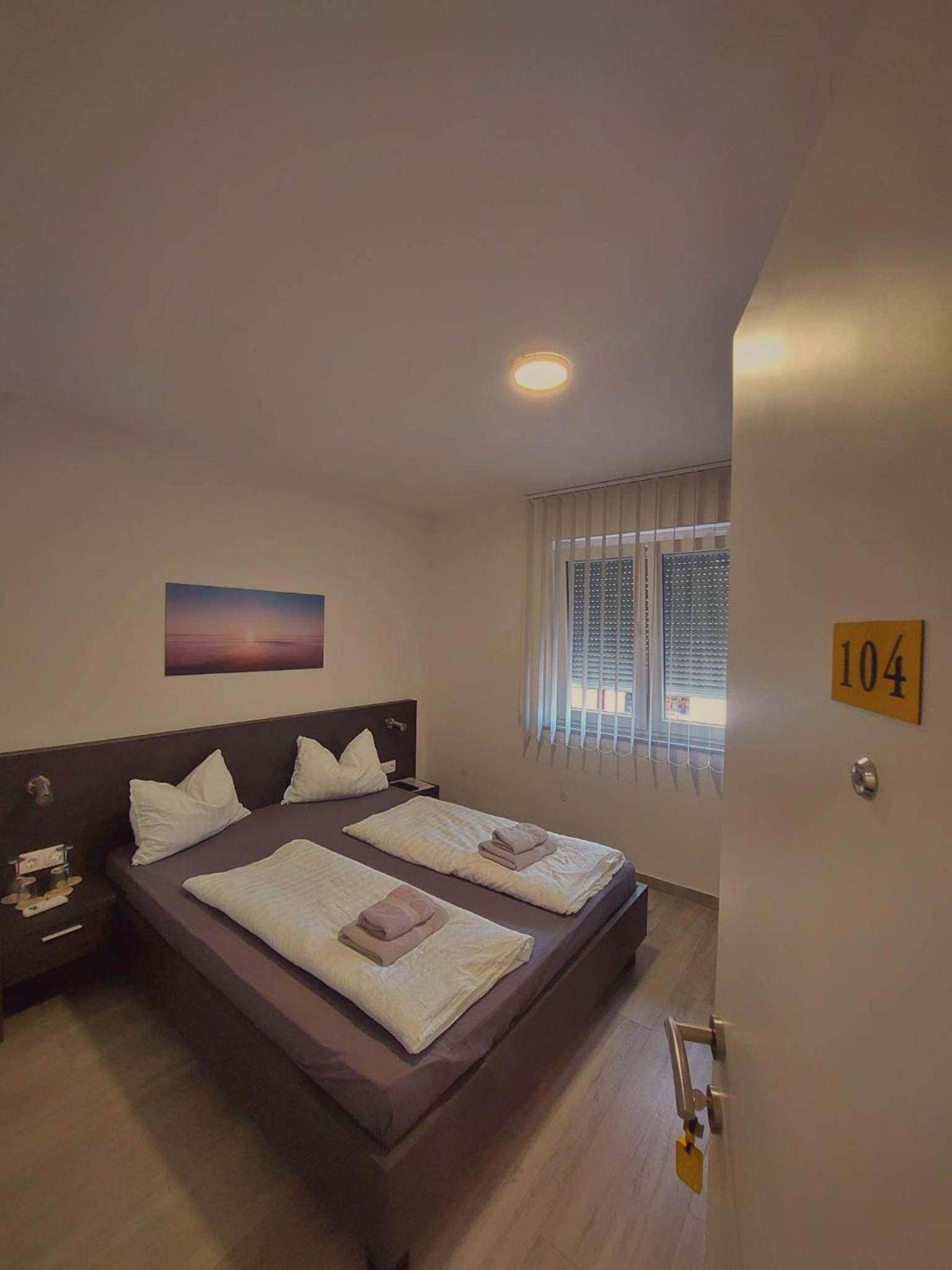 Gold Apartmani Kozarac view 4