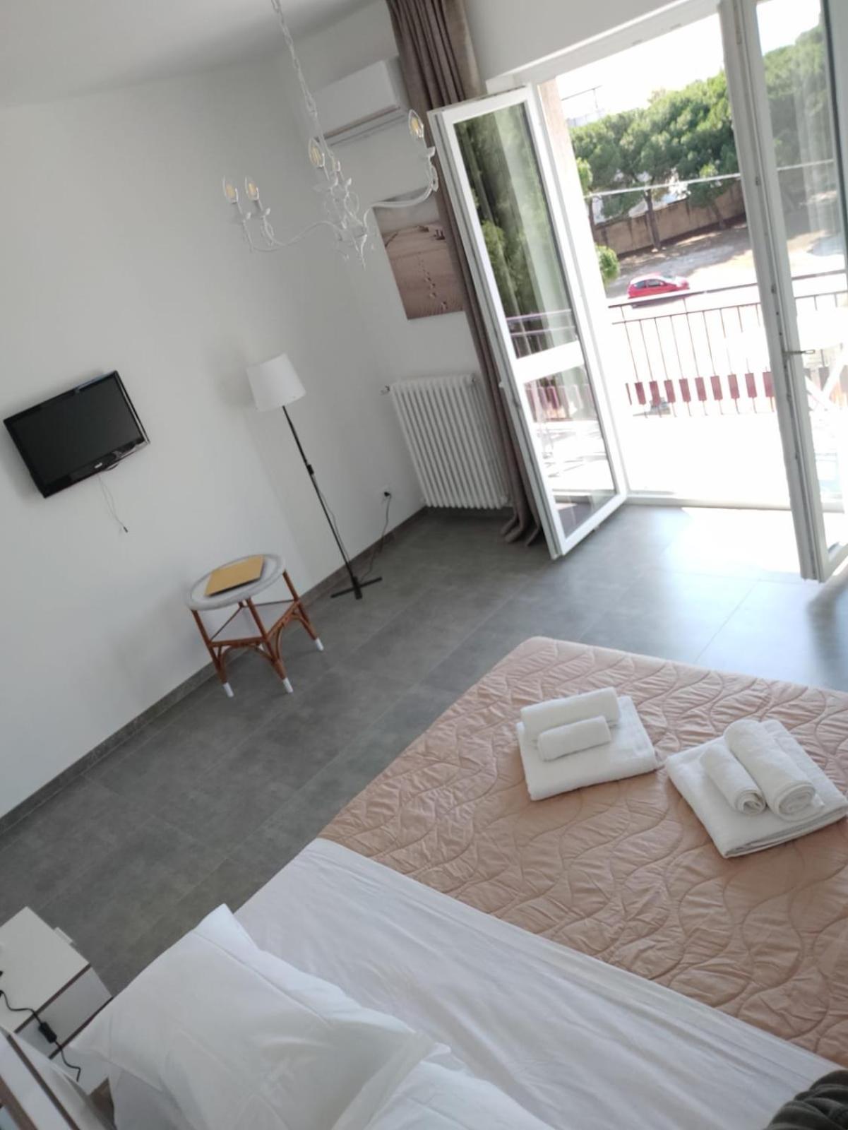 Silver House en Monopoli — hotel room