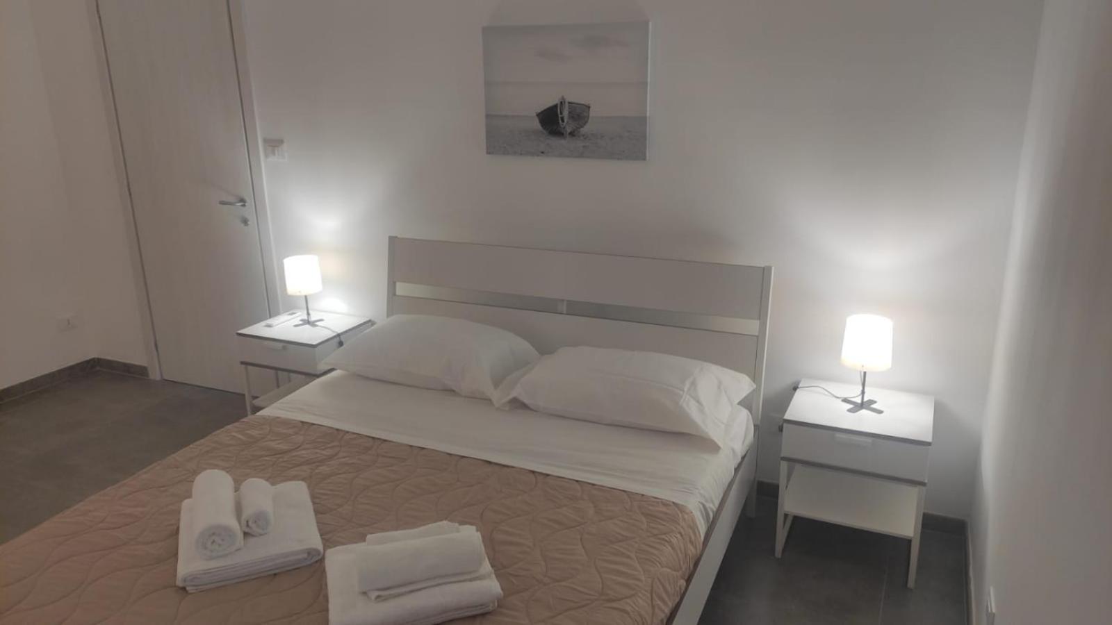 Silver House en Monopoli — hotel room