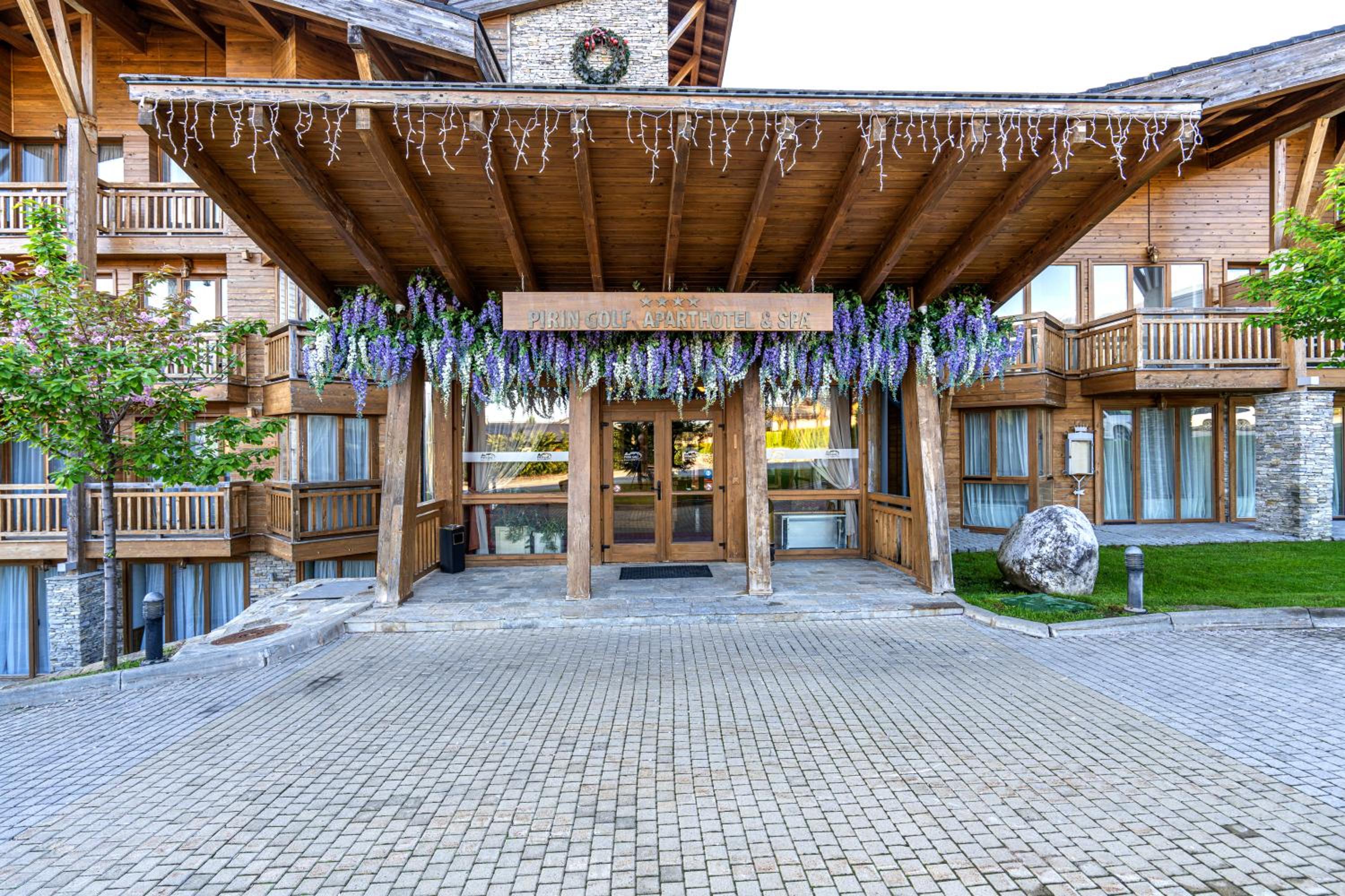 Pirin Golf Hotel&Spa Apartment 42 - private luxury apartment