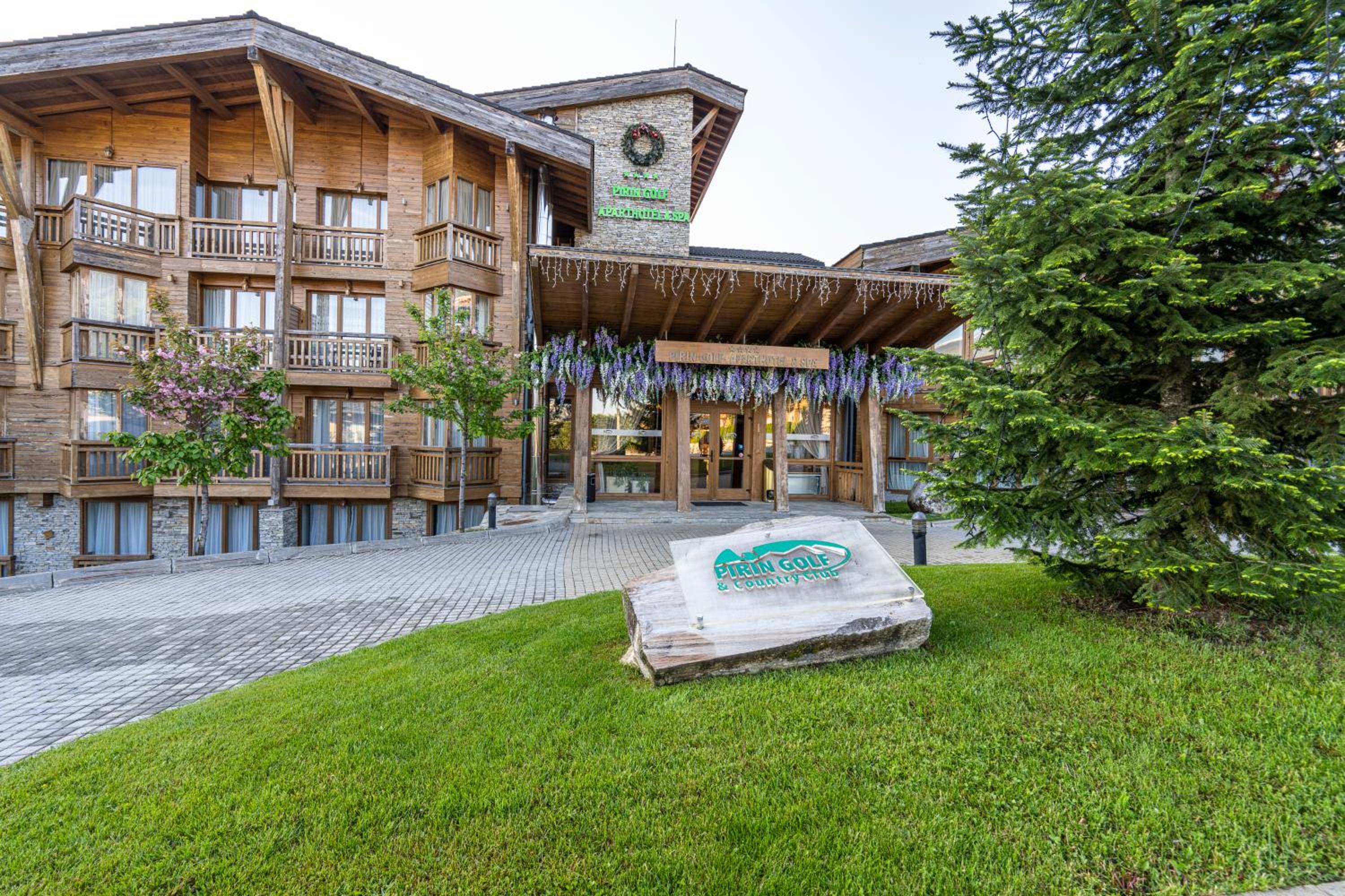 Pirin Golf Hotel&Spa Apartment 42 - private luxury apartment