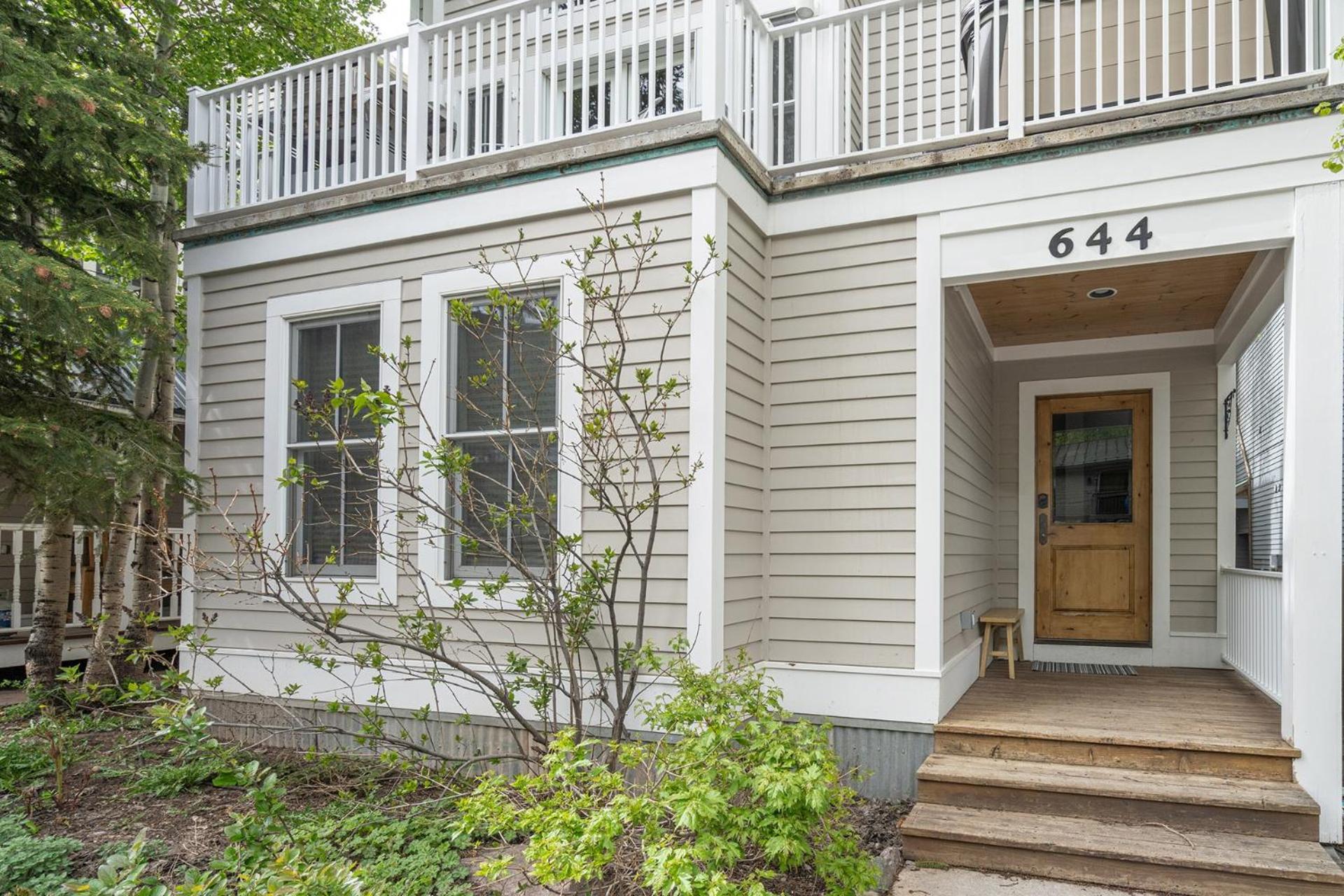 Lux Home with Gas Fireplace, Hot Tub, 8 min to lift 7 - Bunk Room for Kids! home view 3
